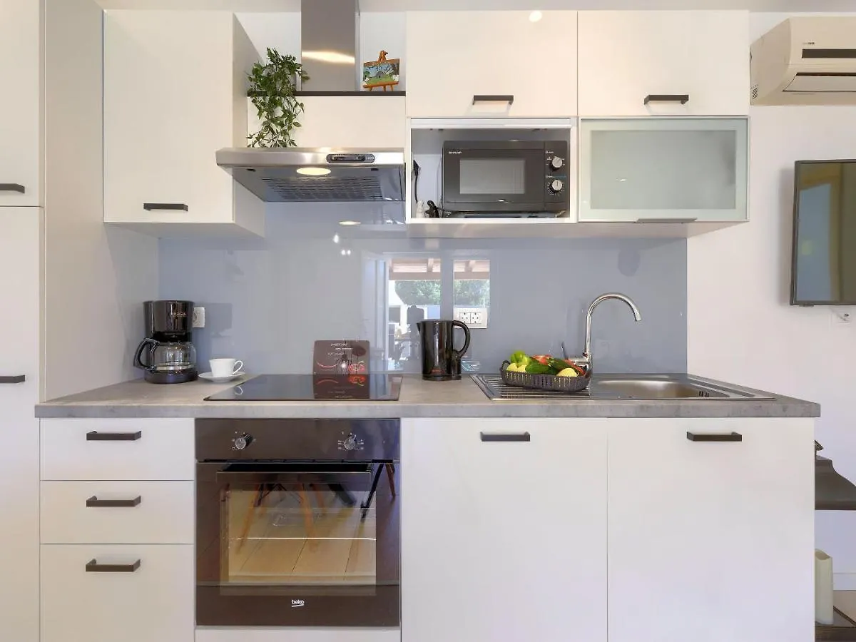 פולה Holiday Home Laura By Interhome 0*,